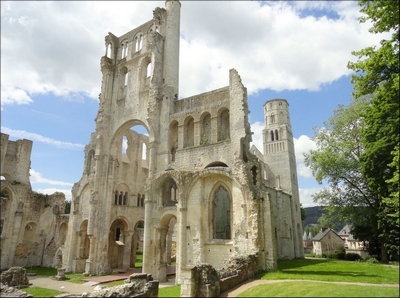 abbaye_jumiege.JPG